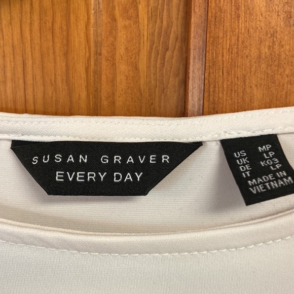 Susan Graver Liquid Knit Ivory White Tunic WristLength Sleeve Top Bateau Neck MP - Picture 7 of 9